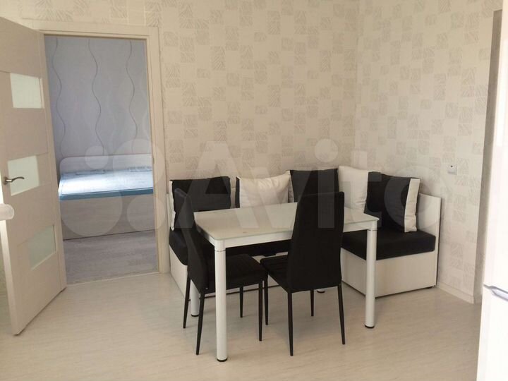 2-к. квартира, 52 м², 3/9 эт.