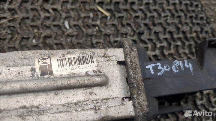 Радиатор интеркулера Opel Corsa D, 2011