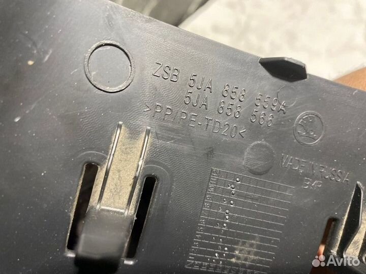 Кожух рулевой колонки Skoda Rapid cfna 2015