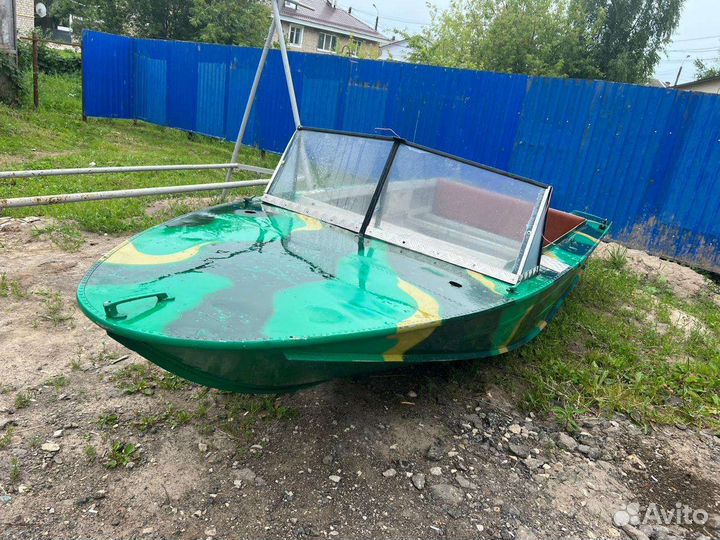 Моторная лодка