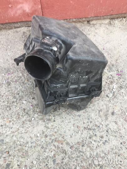 Корпус воздушного фильтра toyota camry 50-55