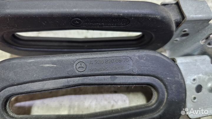 Антенна Mercedes R230 Keyless Go