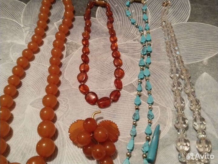Бусы,броши,серьги