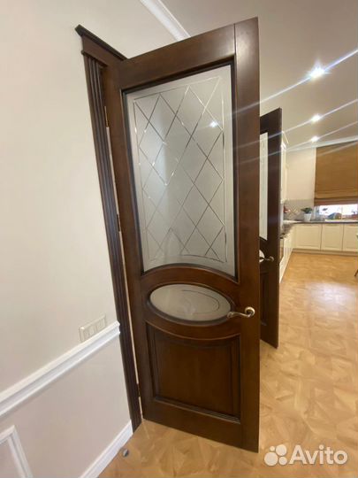 Двери из массива