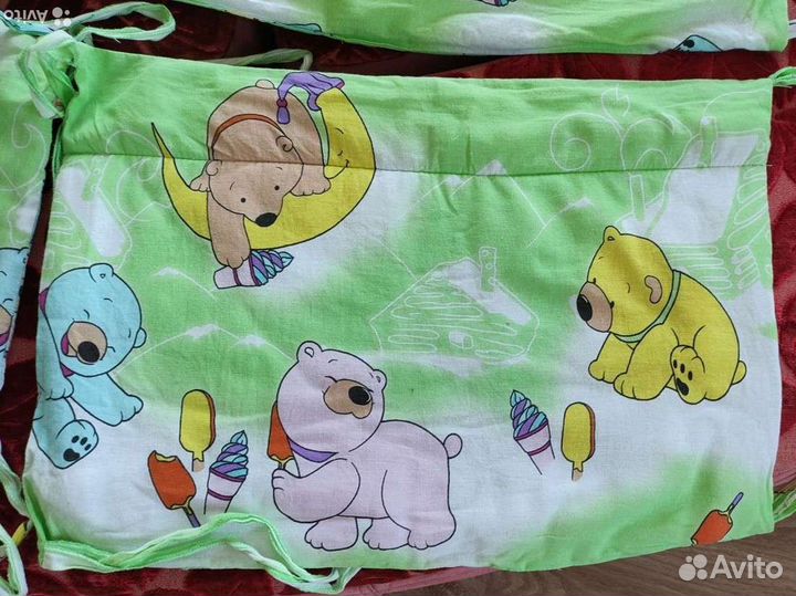 Бортики в детскую кроватку