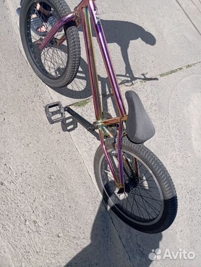 Трюковой велосипед BMX 