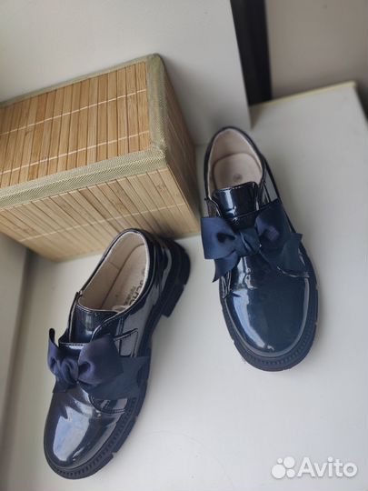 Туфли для девочки школьные