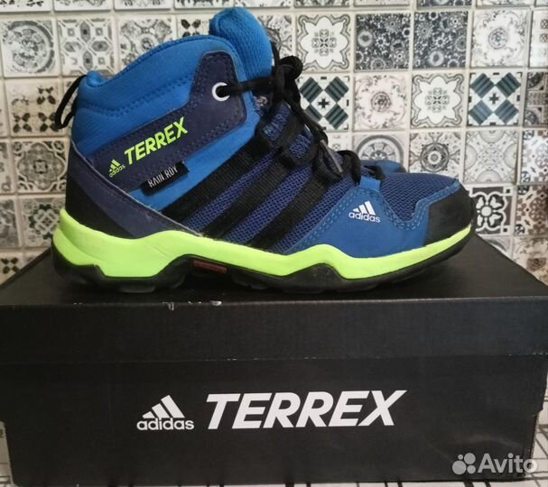 Зимние ботинки adidas