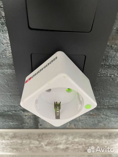 Умная розетка Redmond SkyPlug RSP-100S