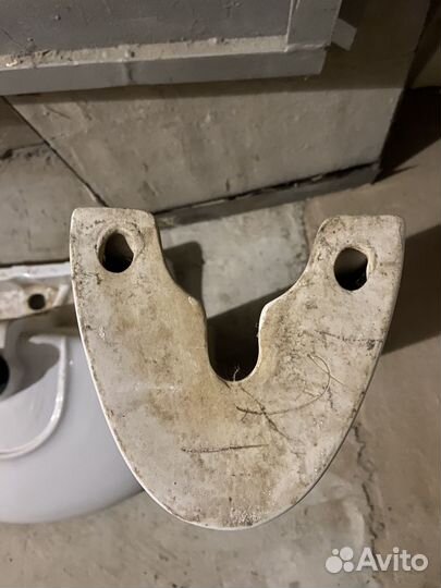 Раковина на ножке (тюльпан)