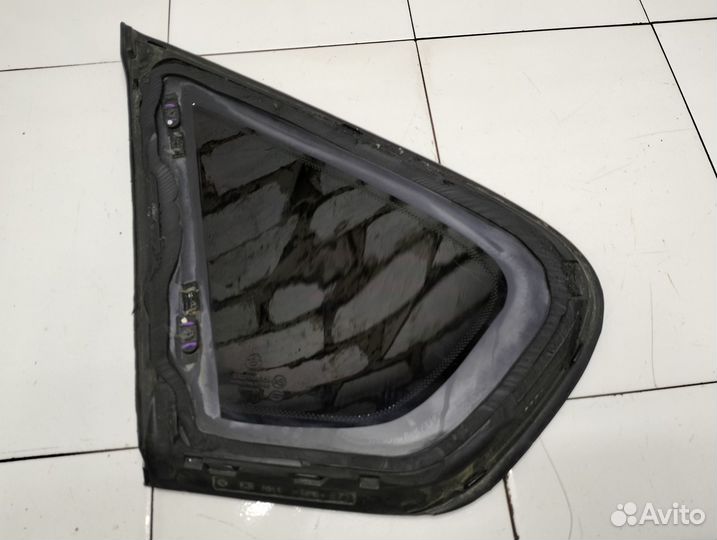 Стекло кузовное глухое BMW X6 E71
