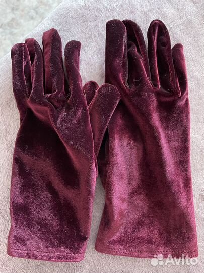 Перчатки