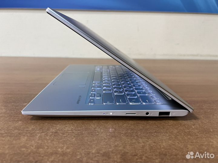 Ультрабук Asus VivoBook IPS, geforce MX 150 2gb