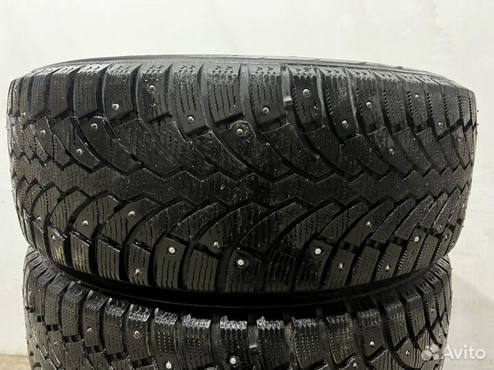 Pirelli Formula Ice 205/60 R16