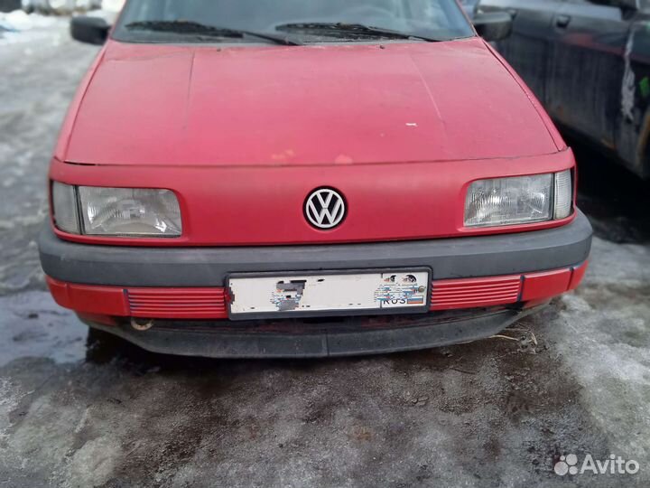 Фара правая volkswagen passat b3