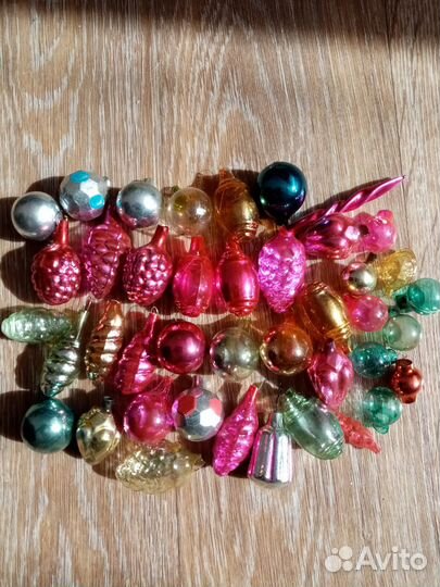 Маленькие ёлочные игрушки