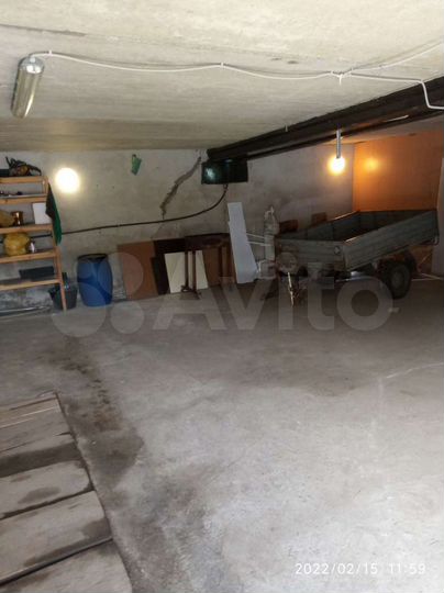 Гараж, > 30 м²