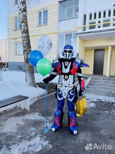 Поздравление Робот Трансформер