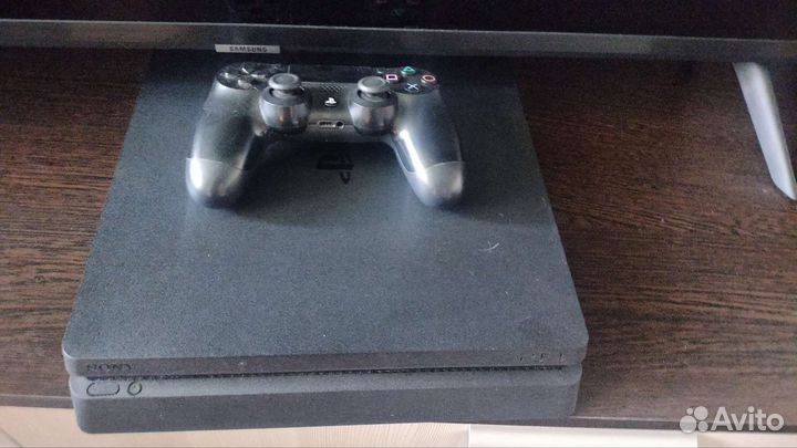 Sony PS4 slim 1tb