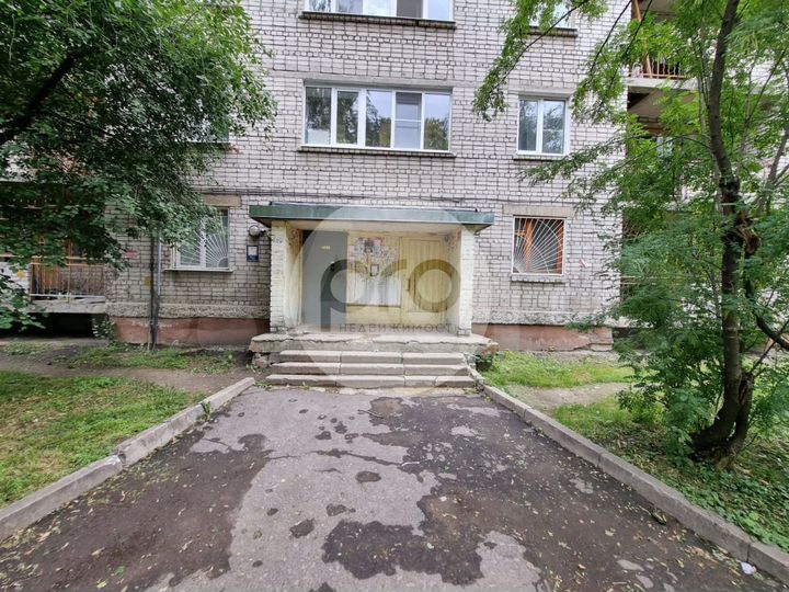 Комната 12 м² в 1-к., 1/5 эт.