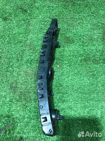 Правый кронштейн переднего бампера x-trail T32