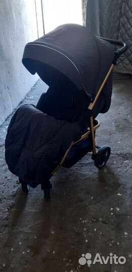 Прогулочная коляска capella