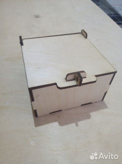 Лазерная резка, гравировка фанеры, пластика, карто