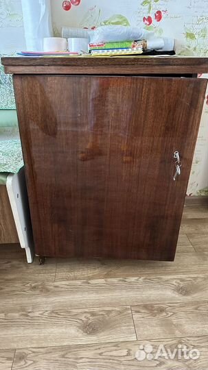 Швейная машина Textima