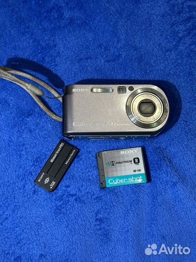 Sony cyber shot dsc-p200