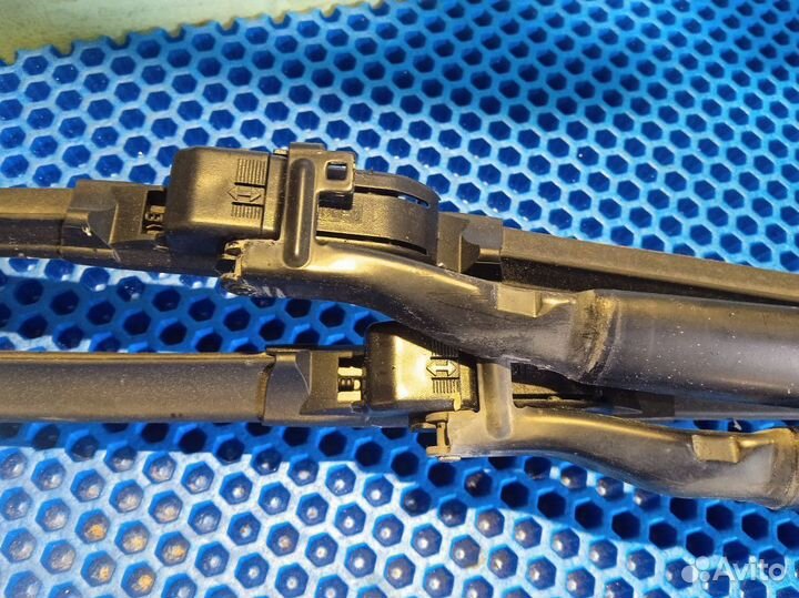 Поводок стеклоочистителя Volkswagen Touareg