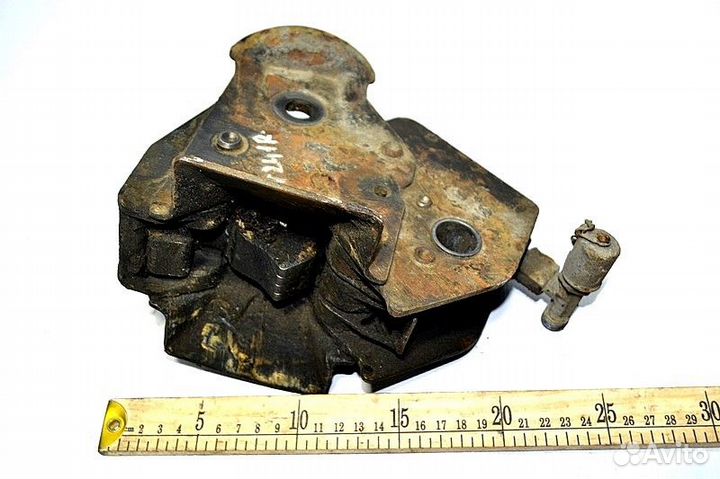 Замок кабины, левый volvo FH16 (01.93)