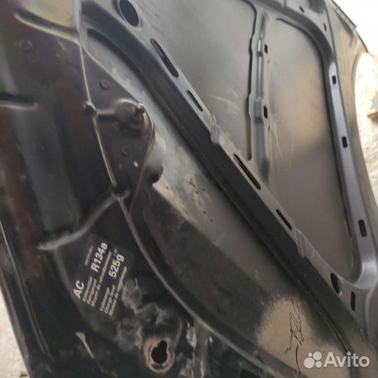 Volkswagen jetta 5 капот