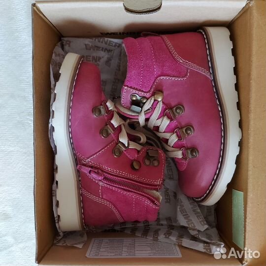 Новые детские демисезонные ботинки Bata, размер 25