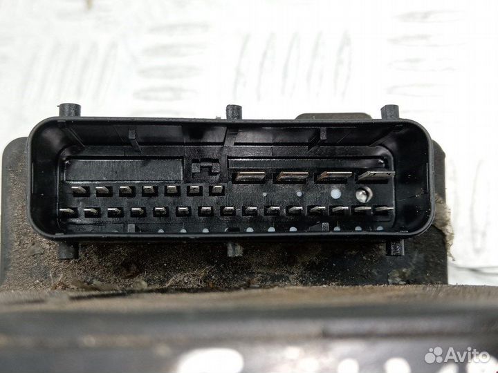 Блок ABS для Volkswagen Passat 5 8E0614111AB