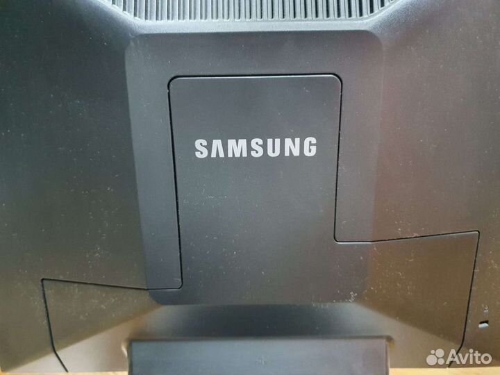 Монитор Samsung SyncMaster 940n