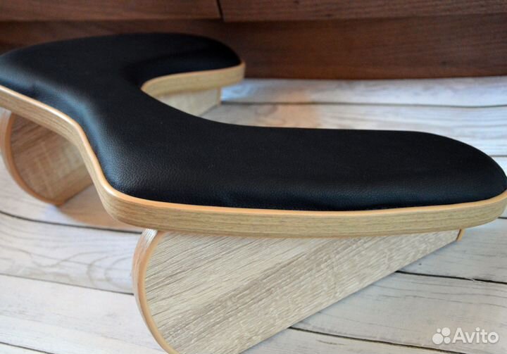 Подставка для рук маникюрная