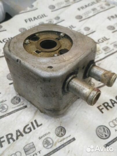 Радиатор масляный Audi A4 B5 2.8