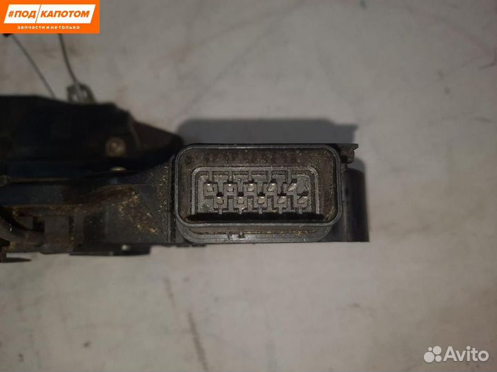 Замок двери задней левой Mazda 3 BK (2003 - 2005)