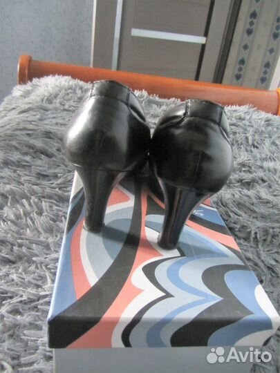 Туфли-лодочки