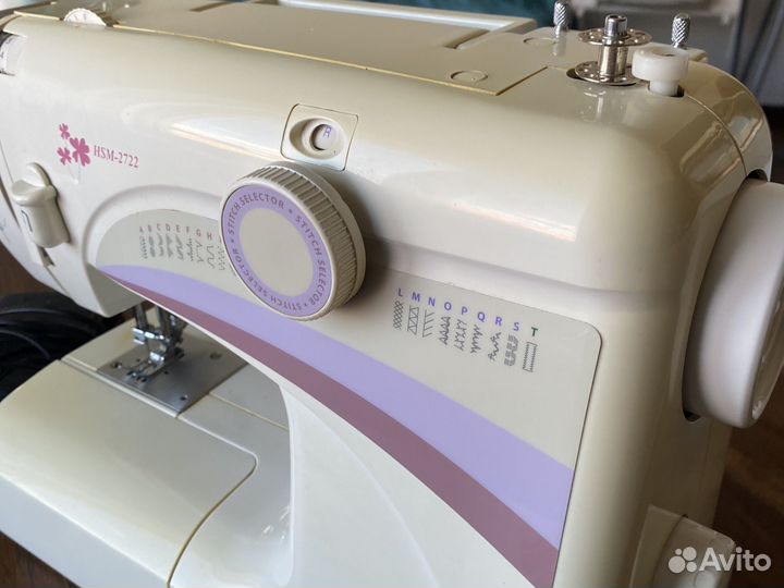 Швейная машинка Siruba hsm 2722