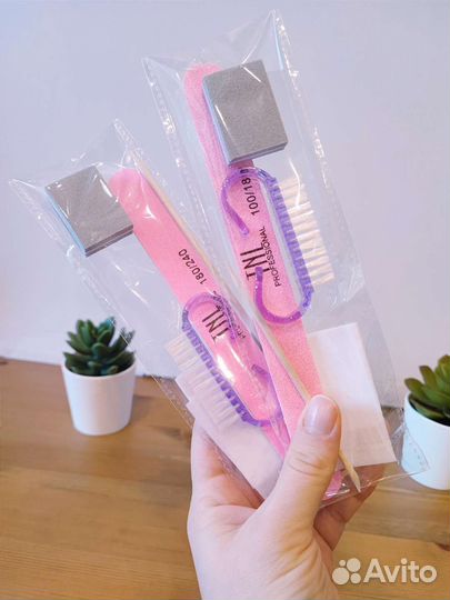 Одноразовый маникюрный набор для клиента