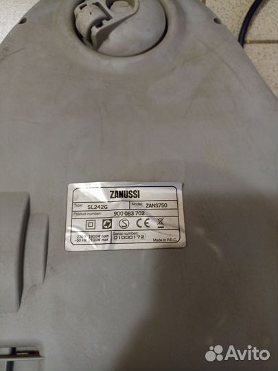 Электродвигатель б/у от пылесоса (рабочий)