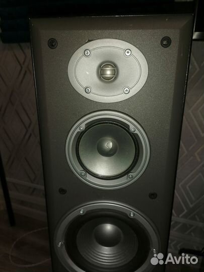 Продам JBL E80