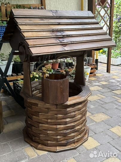 Колодец декоративный