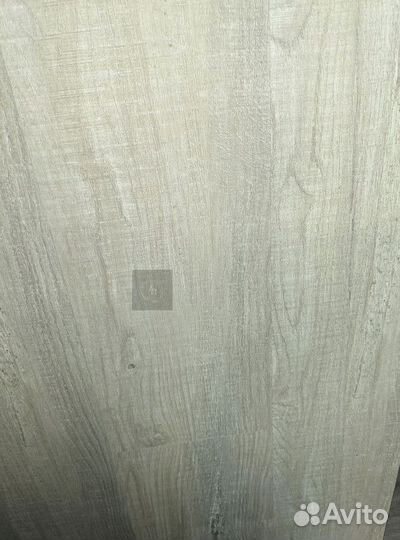 Кварцвиниловая плитка клеевая