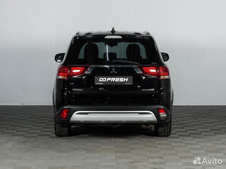 Mitsubishi Outlander 2.0 CVT, 2019, 120 319 км
