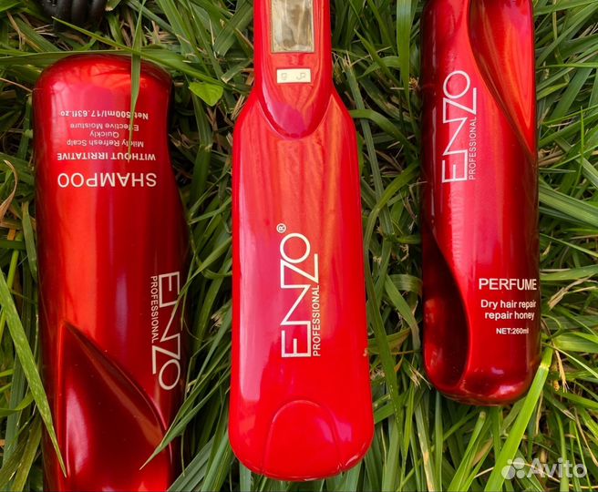 Подарочный набор плойка+ спрей парфюм+ шампунь