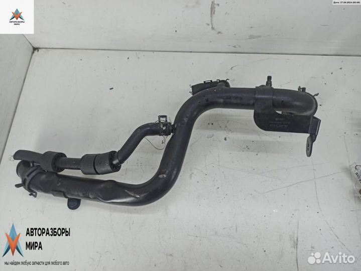 Трубка охлаждающей жидкости Audi A4 B5 рест. 1999