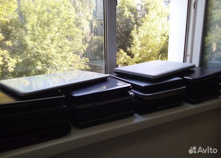 Ноутбуки продаются в связи с закрытием офиса