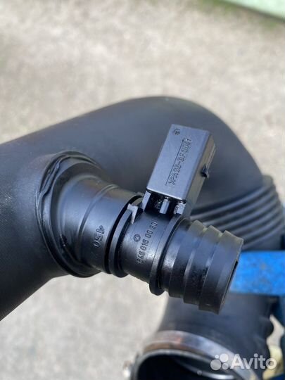 Патрубок интеркулера Mercedes-Benz E-Class W211